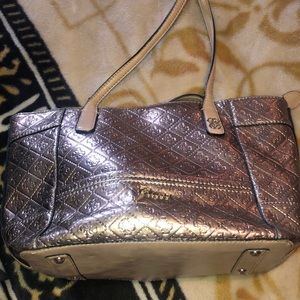 Medium/ large shoulder bag